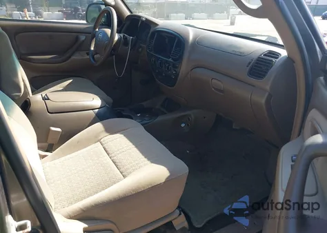 2004 Toyota Tundra Sr5 V8 z USA, uszkodzony, nr VIN 5TBDT44164S452789